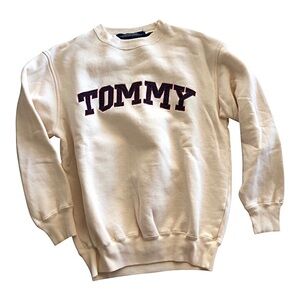 Vintage Women’s Tommy Hilfiger Varsity Style Cream Sweatshirt